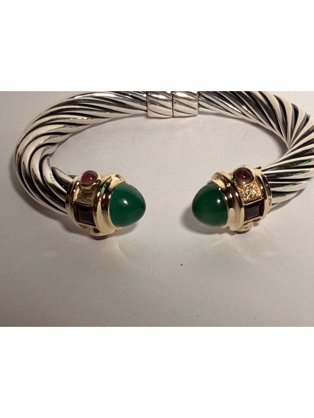 David Yurman 10mm Renaissance Bracelet with Green Onyx, 14k Gold and Silver - Picture 2 of 9